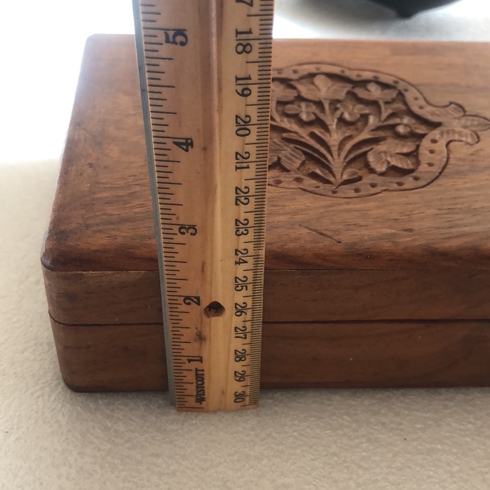 Indian hand caved wooden jewelry box/ decor - Picture 12 of 15